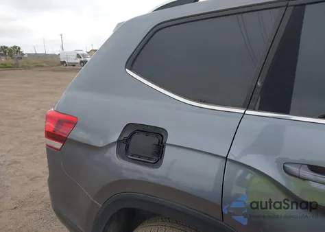 2019 Volkswagen Atlas 3.6L V6 Se из США, поврежденный, VIN 1V2LR2CA9KC527893